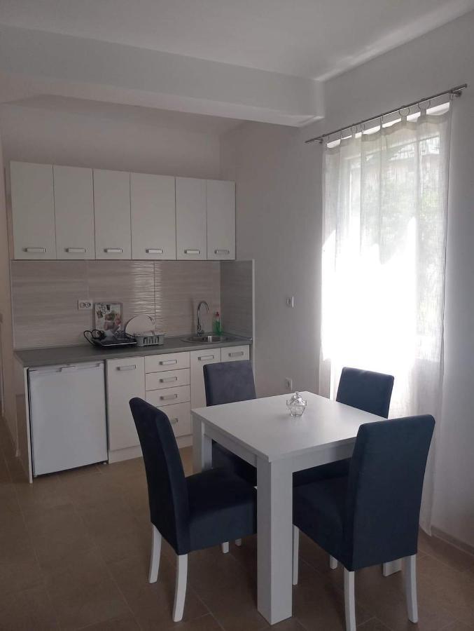 Apartmani Rosa Višegrad Exteriör bild